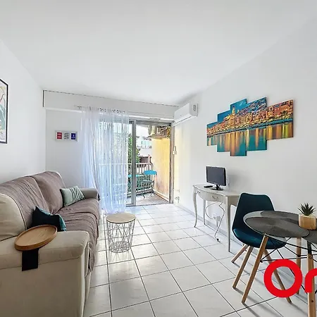 Climatise Avec Parking A 2 Pas Des Plages - Fr-1-647-46 *