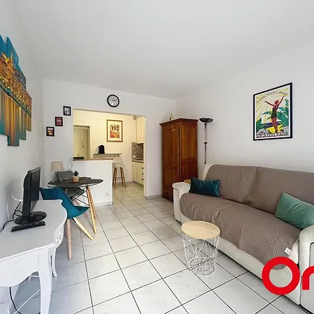 Climatise Avec Parking A 2 Pas Des Plages - Fr-1-647-46 * Menton